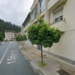 VIVIENDA EN LEGORRETA CON JARDIN