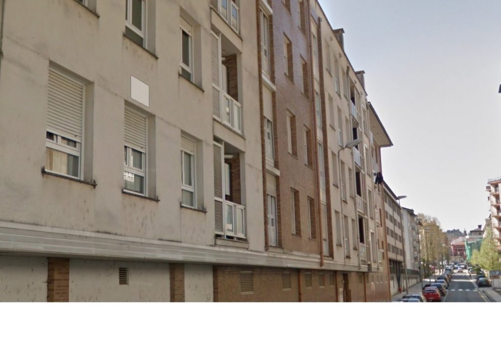 VIVIENDA Y GARAJE EN CALLE FILIPINAS