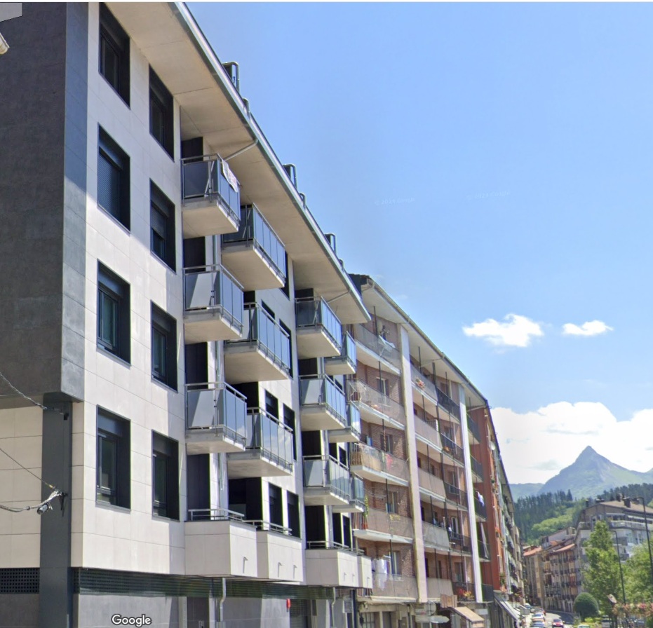 DOS ULTIMAS VIVIENDAS NUEVA CONSTRUCCION EN URDANETA KALEA (DUPLEX EN ATICO Y 2º PISO)