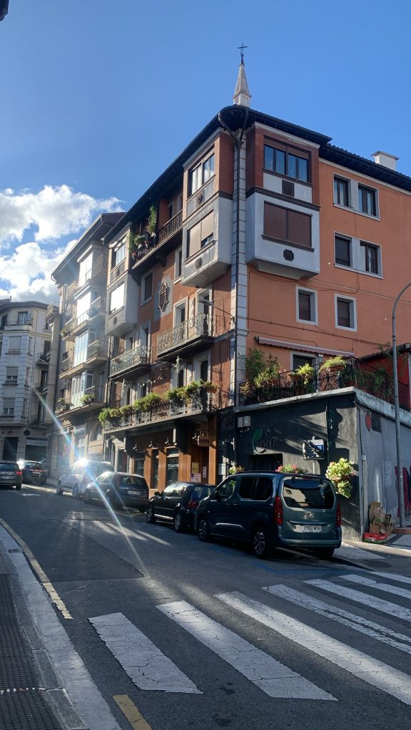 VIVIENDA EN ORDIZIA (C/ EUSKAL HERRIA)