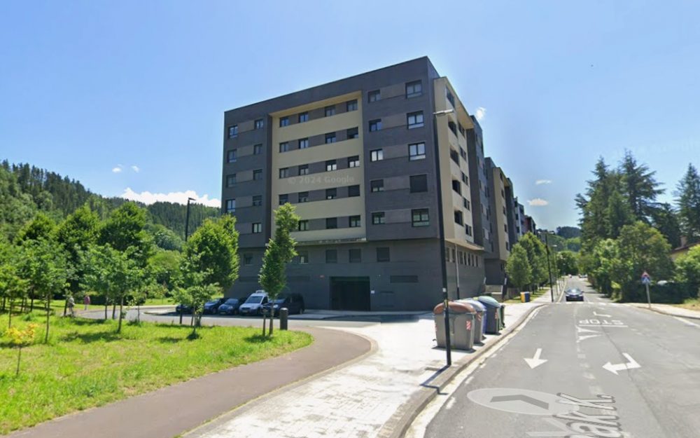 PLAZA DE GARAJE EN CALLE FILIPINAS